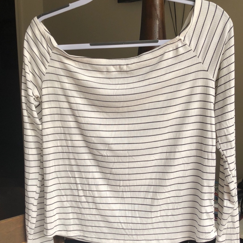 arizona off shoulder shirt